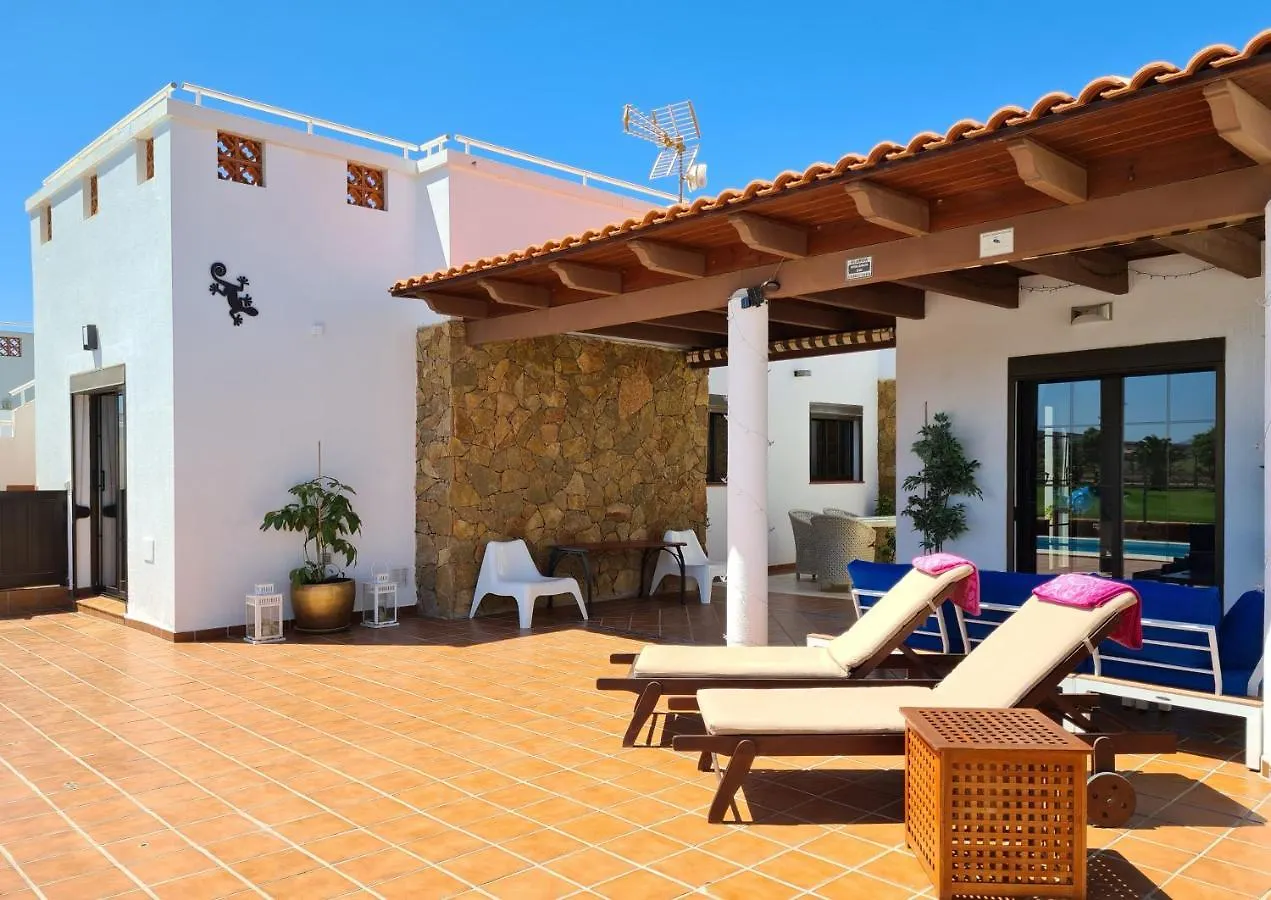 Beautiful Villa Grace, Caleta de Fuste Spagna